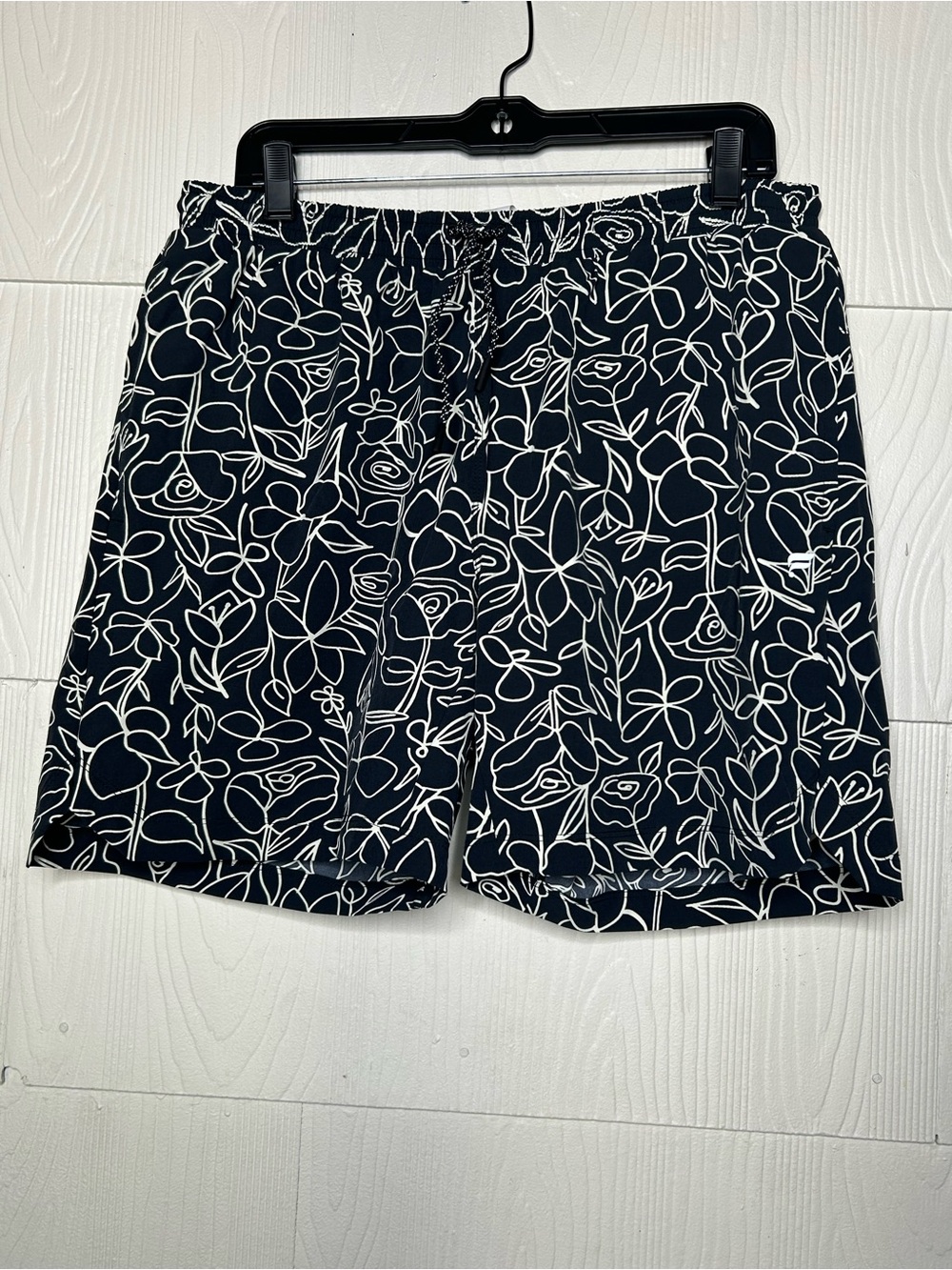 Fabletics Black & White Floral-Outline Athletic Shorts